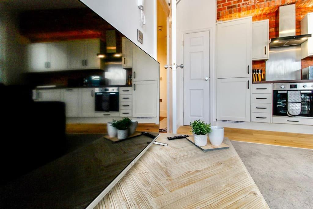 נוטינגהאם Spacious City Centre Lace Market Apartment מראה חיצוני תמונה